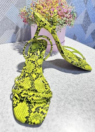 Босоножки zara2 фото