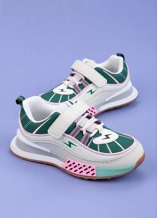 Кросівки для дівчаток