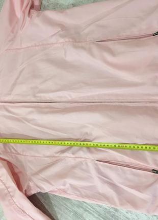 Удобная розовая куртка ветровка4 фото