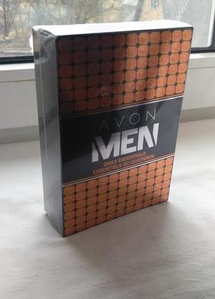 Подарочный набор avon men daily essentials для мужчин