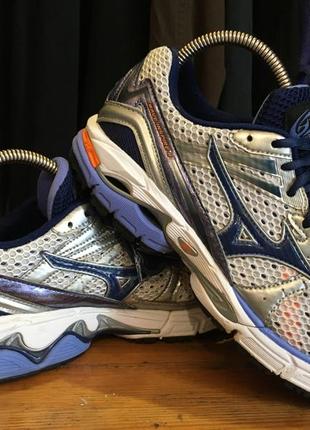 Кроссовки mizuno wave inspire 8