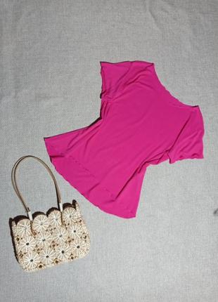 Футболка базова  яскраво рожевого кольору дешево виробництва італії розмір l xl