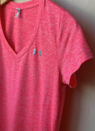 Спортивная футболка в розовом цвете от under armour оригинал2 фото