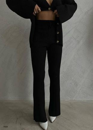 Стильный модный элегантный женский вязаный черный костюм кардиган с интересным рукавом + брюки 20233 фото