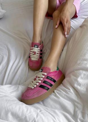 Кроссовки супер стильные adidas gazelle x gucci pink green10 фото