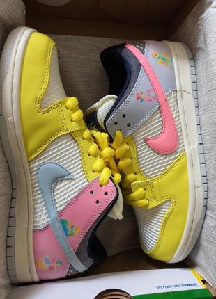 Кросівки nike dunk low sb xavier schipani be true tran joy  найки данки жовті білі бузкові9 фото