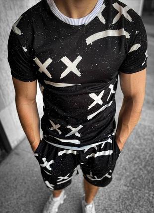 Спортивный костюм