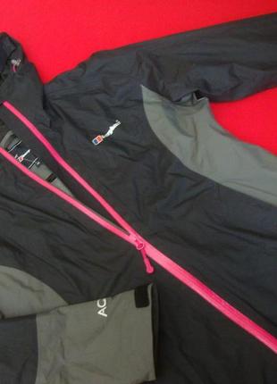 Куртка berghaus оригинал s-m