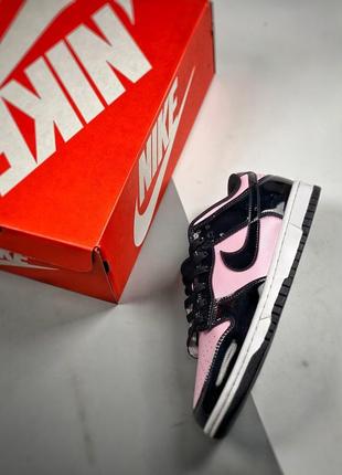 Nike sb dunk black pink patent жіночі лакові кросівки чорно рожеві лакові лаковані лаковые лакированные кроссовки черно розовые деми4 фото