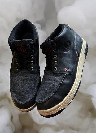 Зимние полуботинки adidas friezeit