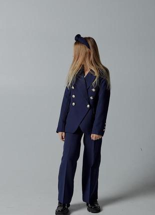 Школьная форма для девочки, костюм детский подростковый брючный двубортный пиджак брюки темно синий7 фото