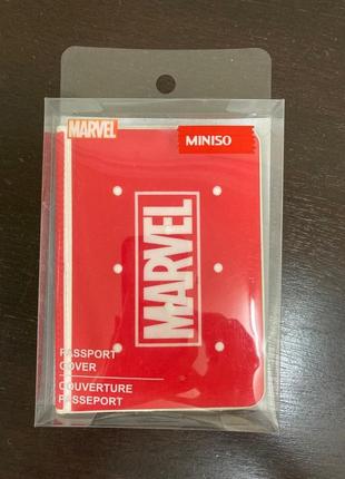 Обкладинка на паспорт від miniso marvel.7 фото