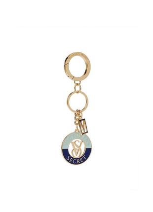 Victoria’s secret брелок для ключей vs keychain charm