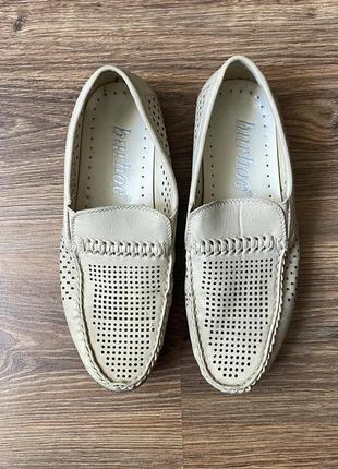 Туфлі мокасини