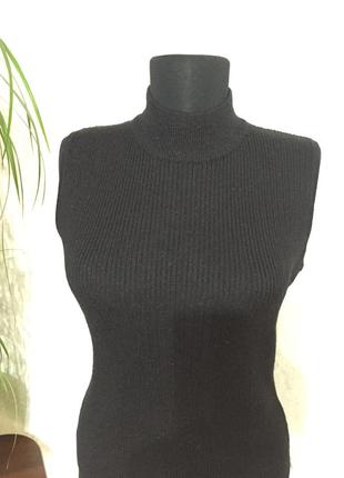 Гольф в рубчик з блискітками,зад на блискавці