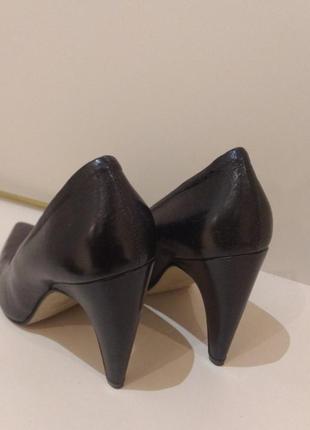 Классические черные туфли3 фото