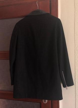 Стильное молодежное шерстяное пальто с кожанными елементами2 фото