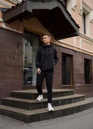 Топ • спортивный костюм tech
