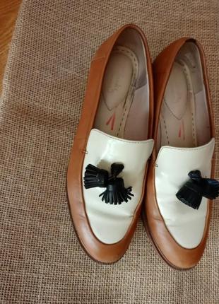 Туфлі лофери жіночі clarks