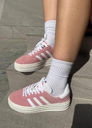 Красивейшие женские кроссовки на платформе adidas gazelle bold pink пудровые розовые5 фото