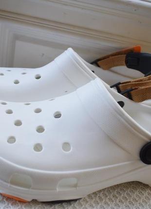 Crocs m 11 top