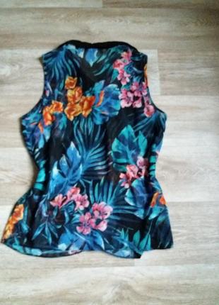 Блуза в квітковий принт з чорним комірцем new look2 фото