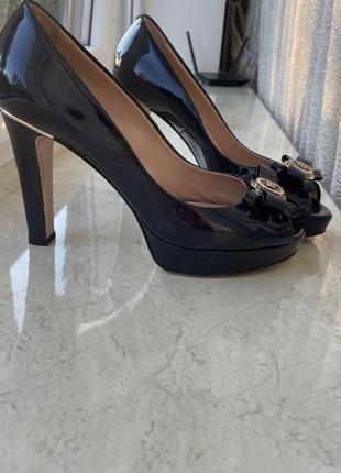 Туфлі baldinini