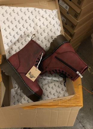 Зимние бордовые ботинки dr. martens на меху2 фото