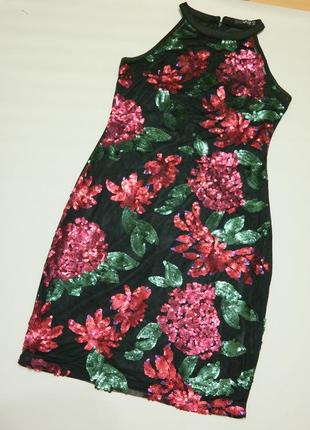 Вечернее платье с пайетками-цветами