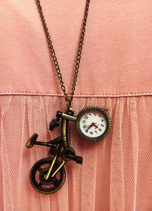 Английское ювелирное изделие: кулон-часы - "велосипед" на длинной цепочке