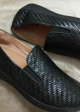 Туфли мокасины фирменные кожа жен. 42р.fitflop индии