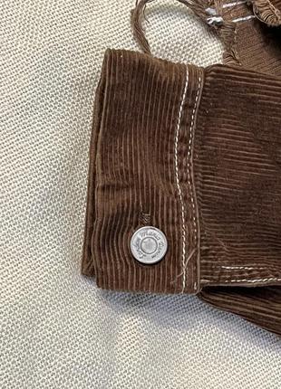 Вельветовый коттоновый пиджак мини коричневого цвета4 фото