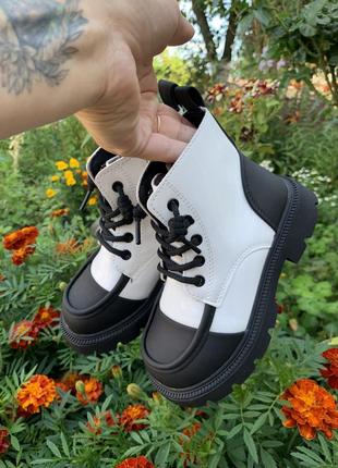 Демісезонні черевики для дівчинки7 фото