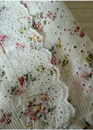 Актуальная блуза блузка цветочный принт цветы прошва ришелье рюши скидки бренд primark, р.183 фото