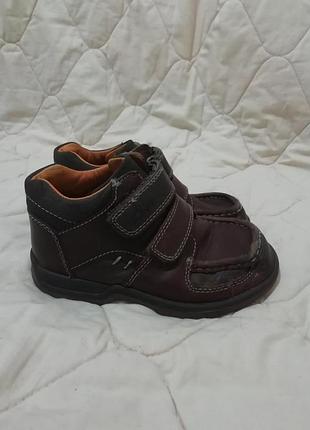 Черевики демісезонні clarks р. 27-28, устілка 17,5 см