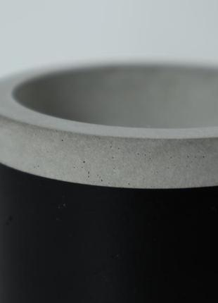 Комплект кашпо из бетона серо-чёрный7 фото