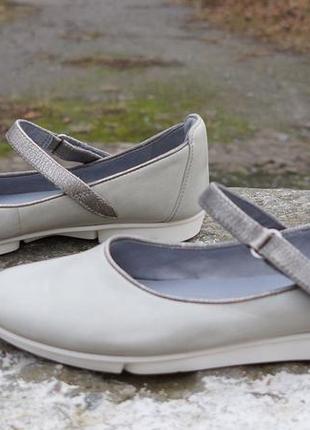 Жіночі балетки clarks trigenic4 фото