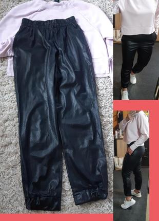 Стильные кожаные штаны джогерры  с перфорацией, zara,  p. xs-m1 фото