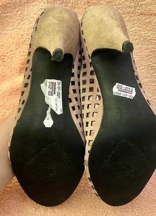 Винтажные замшевые туфли с открытым носком натур кожа4 фото