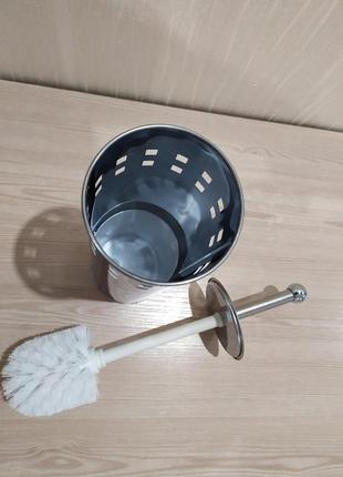 Ершик для унитаза напольный (металл, хром) potato p321-1. туалетные щетки4 фото