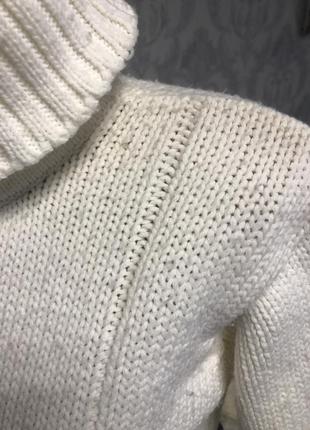 Стильный белый свитер4 фото