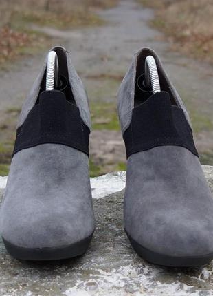 Жіночі туфлі, ботильйони geox inspiration high heels7 фото