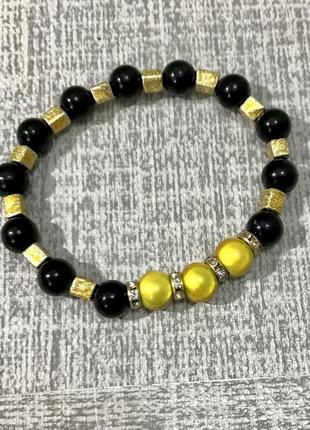 Браслет из бусин