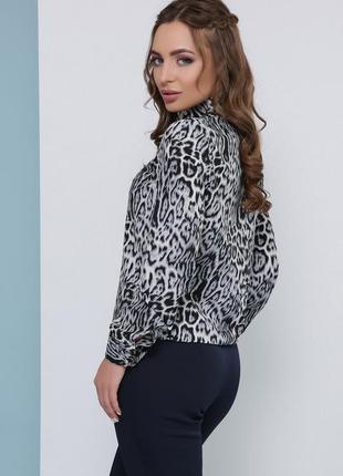 Стильная леопардовая блузка с длинным рукавом2 фото