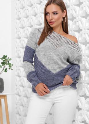 Стильный женский вязаный свитер