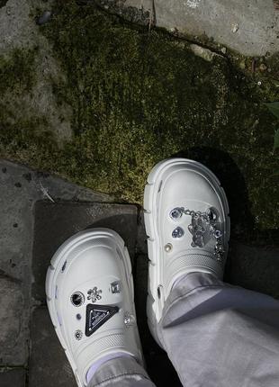 Вища якість сабо тут! жіночі крокси 5 см підошва + джибітси . crocs2 фото