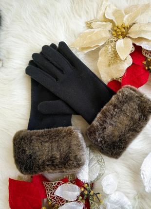 Теплі рукавички з кожушком1 фото