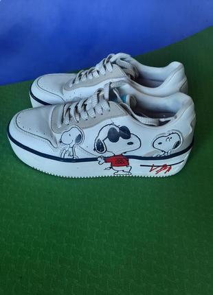 Снiкерси кеди bershka snoopy