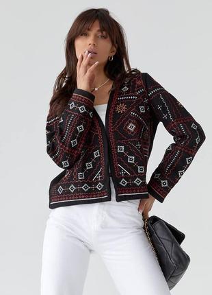 Пиджак жакет стильный трендовый с элементами вышивки теплый пиджак вышитый6 фото