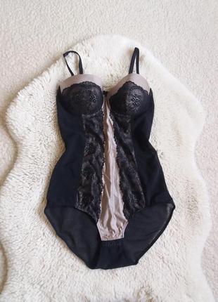 Боди с кружевными вставками